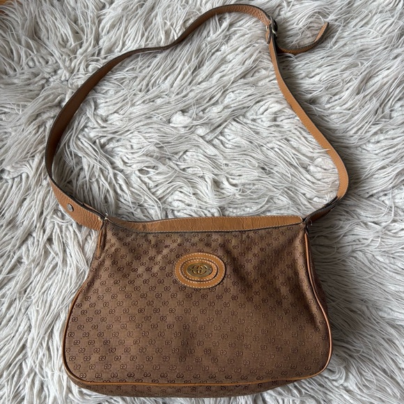 Gucci Handbags - Gucci Vintage 80s GG Monogram Interlocking G Canvas Leather Trim Crossbody Bag